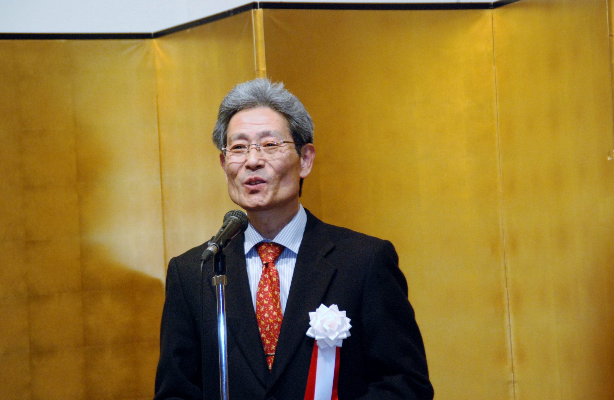 平尾和義先生叙勲祝賀会開催報告 酪農学園同窓会