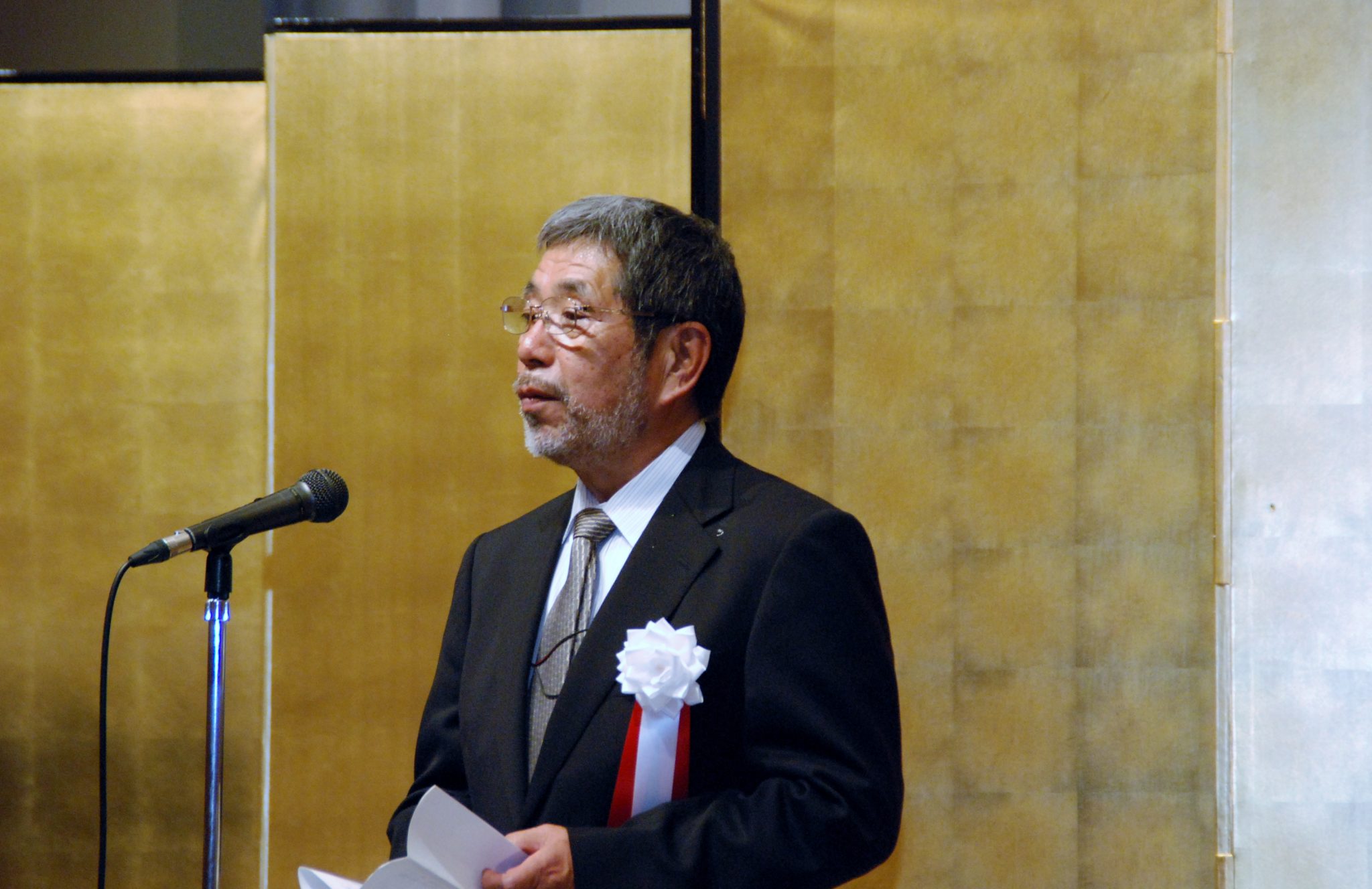 平尾和義先生叙勲祝賀会開催報告 酪農学園同窓会